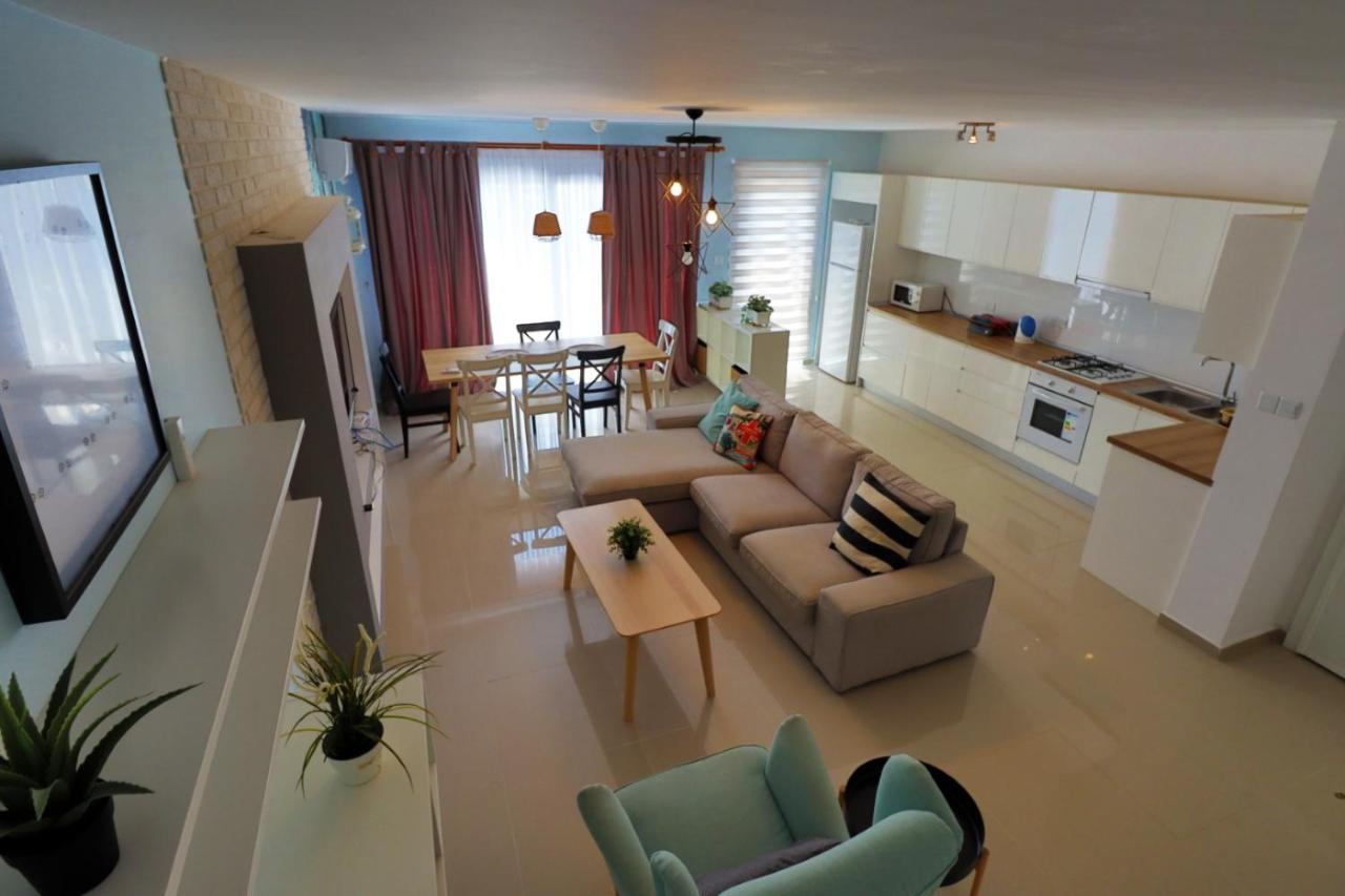 Caesar Beach Villas And Apartments Gastria ภายนอก รูปภาพ