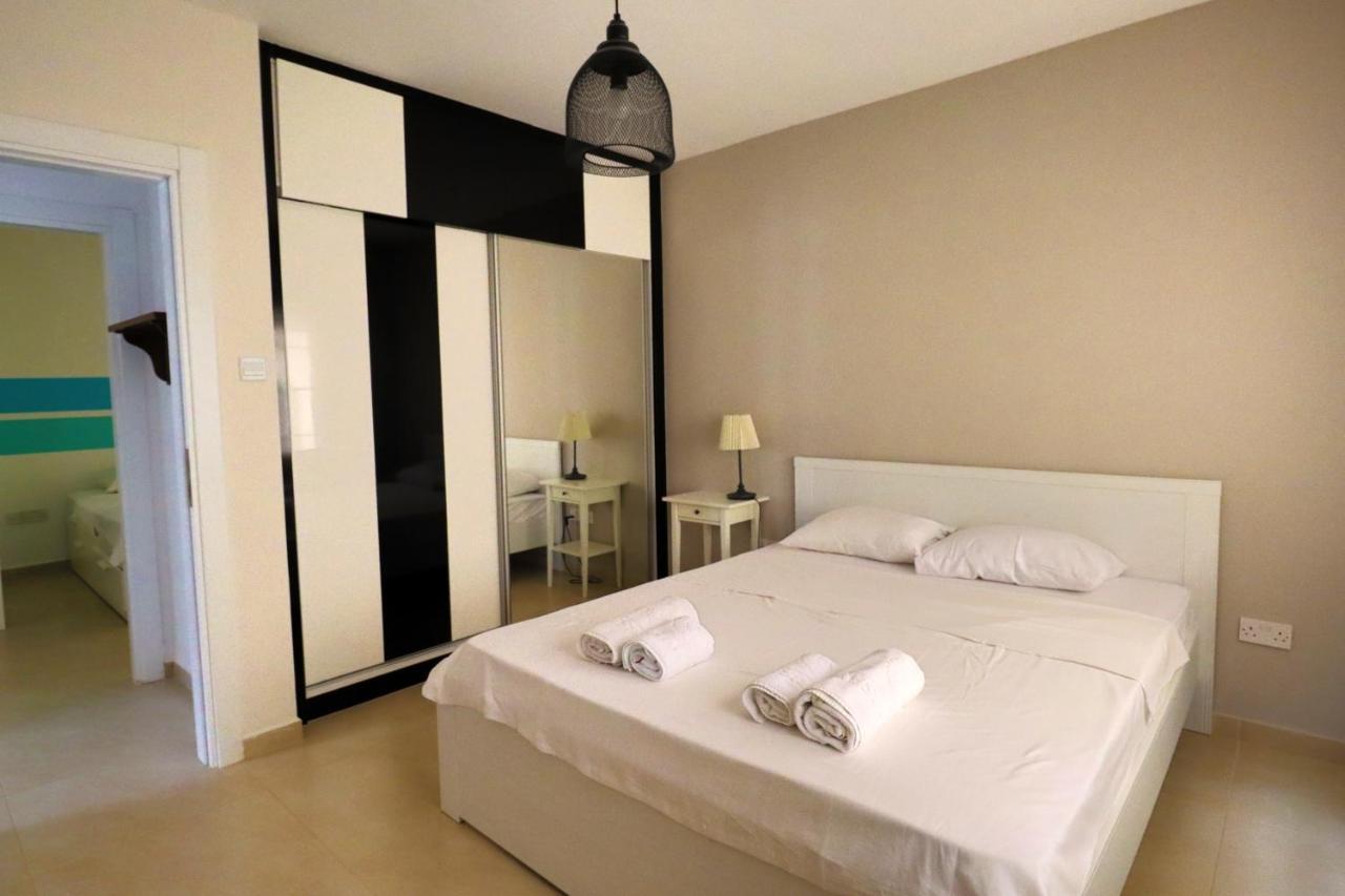 Caesar Beach Villas And Apartments Gastria ภายนอก รูปภาพ
