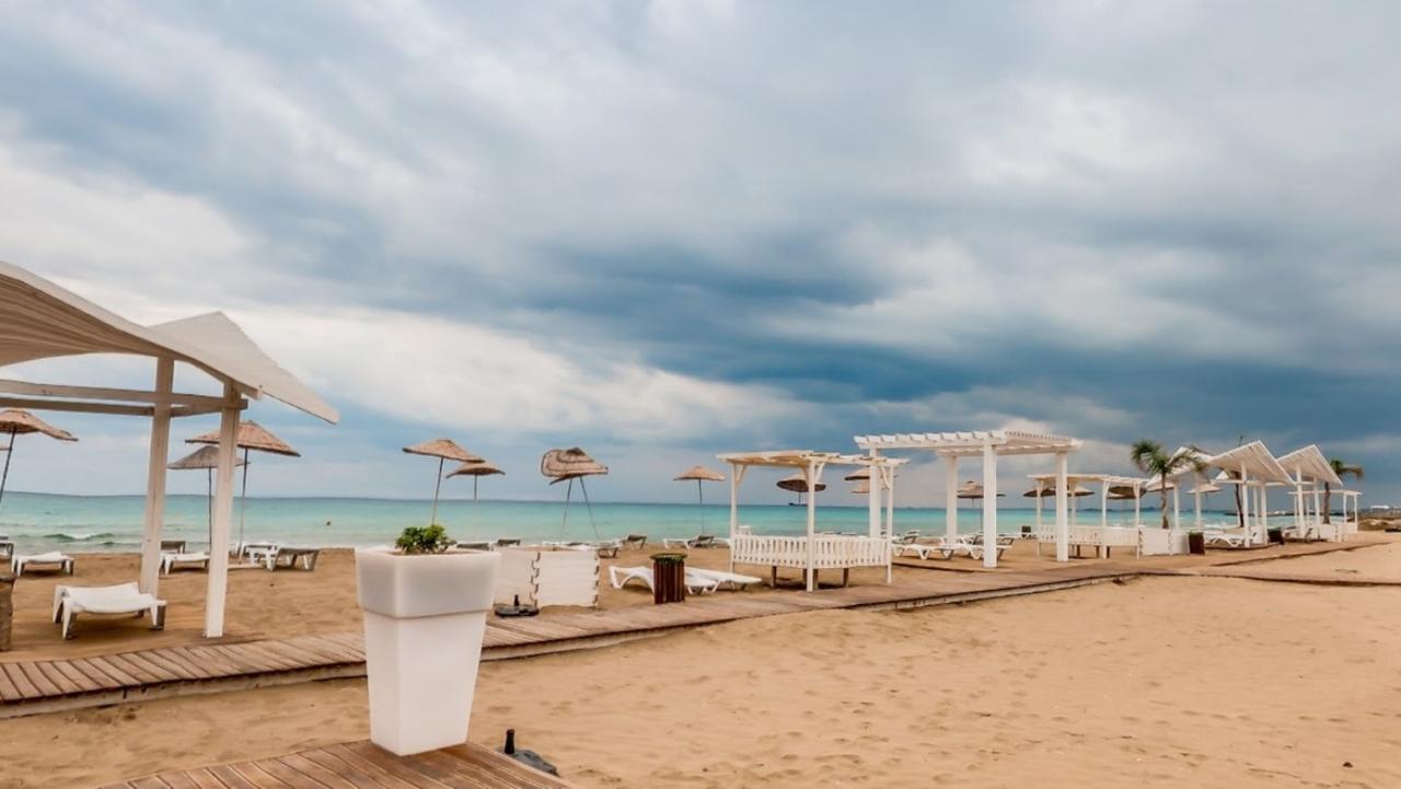 Caesar Beach Villas And Apartments Gastria ภายนอก รูปภาพ